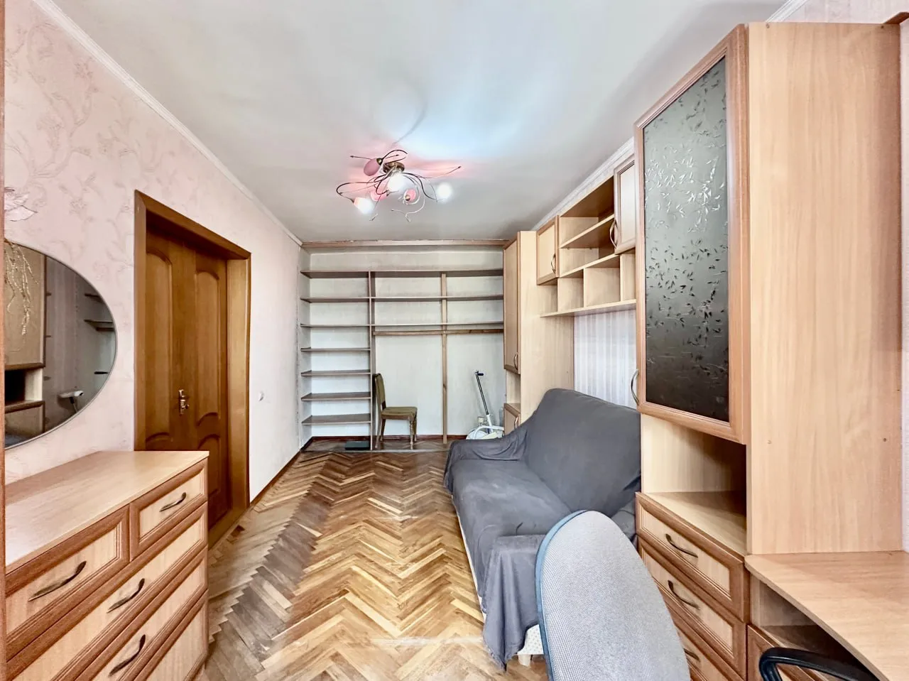 Chișinău Rîșcani str. Miron Costin 1