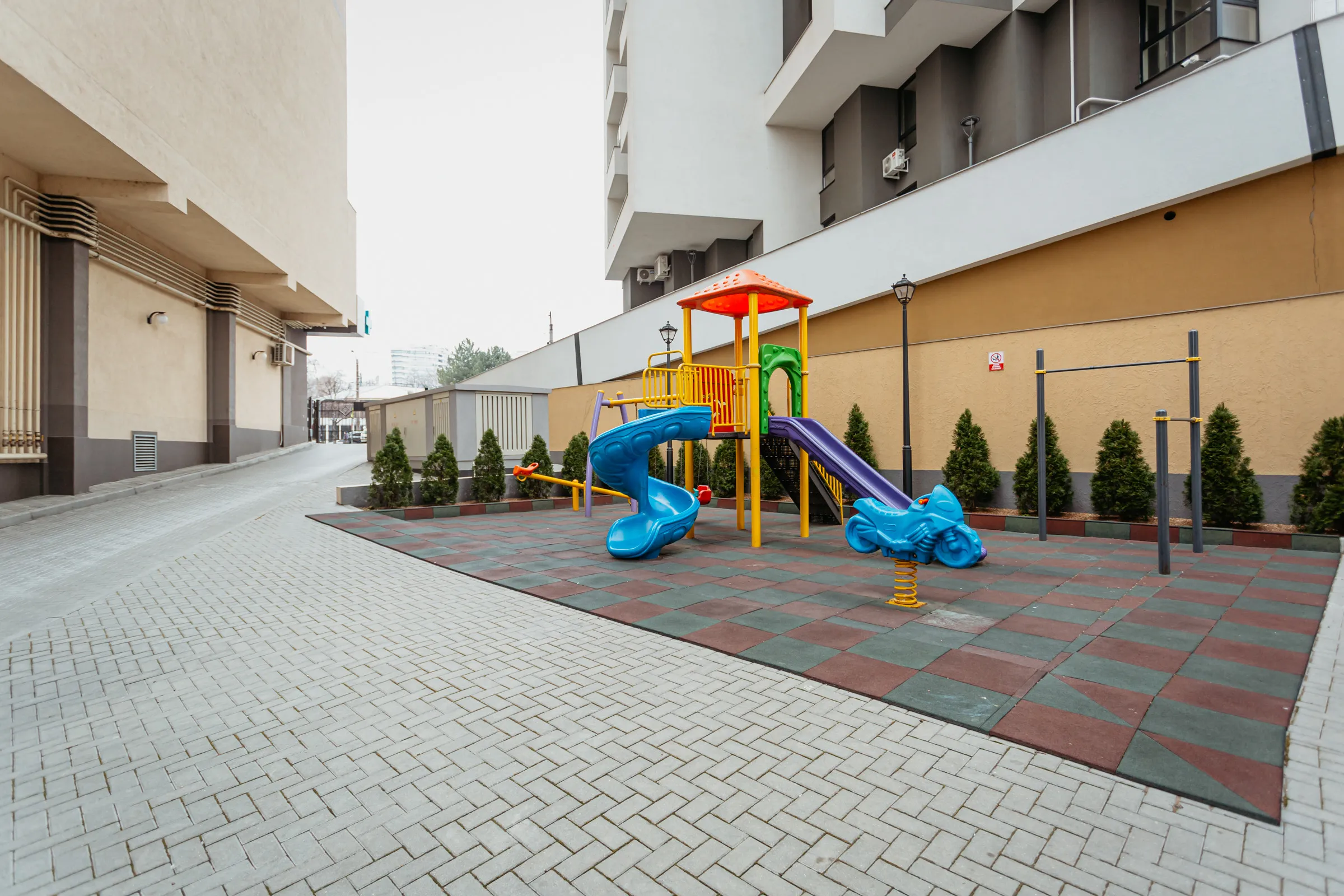 Chișinău Rîșcani, bd. Renașterii Naționale 11