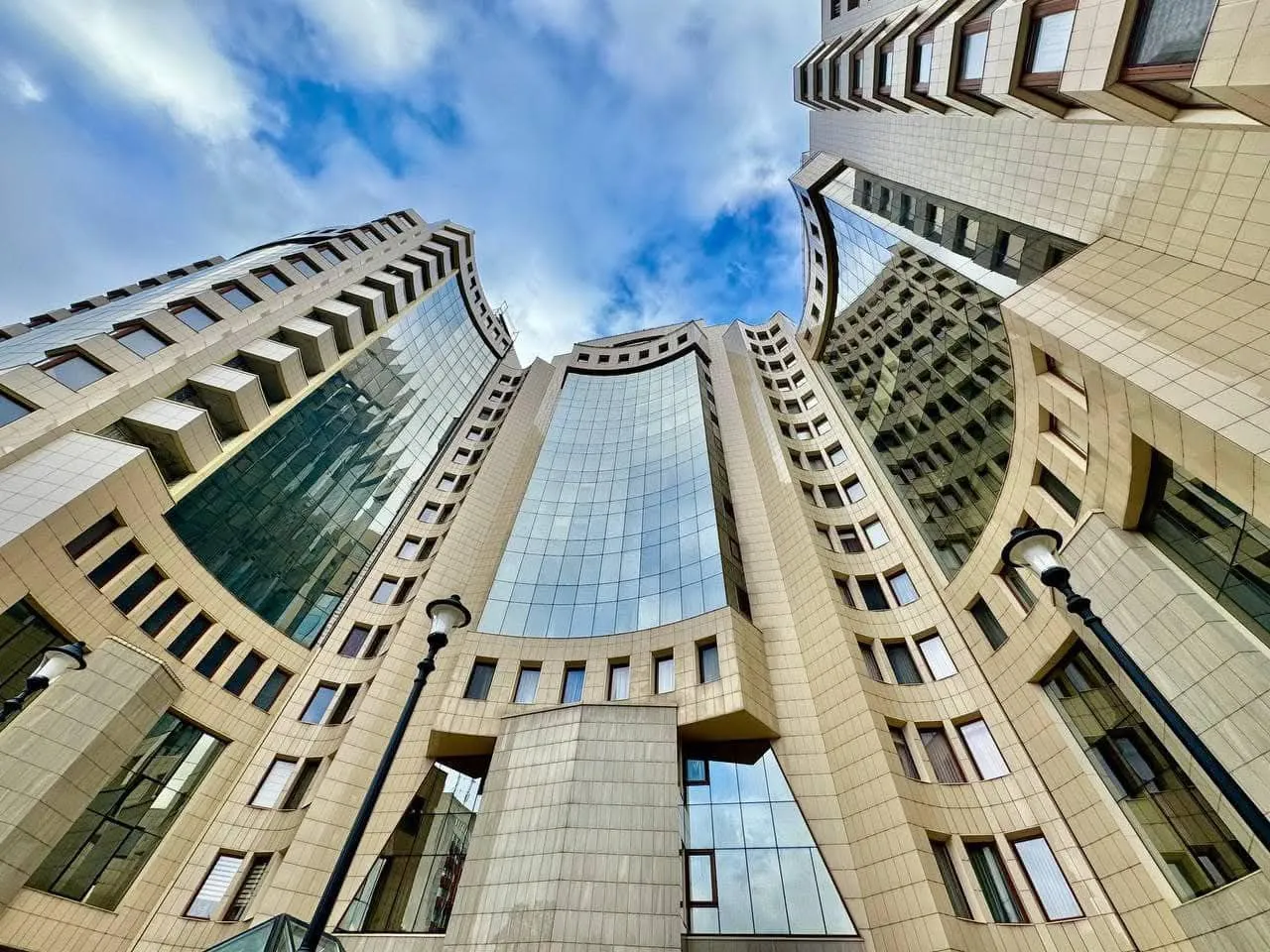 Chișinău Centru bd. Ștefan cel Mare și Sfânt  11