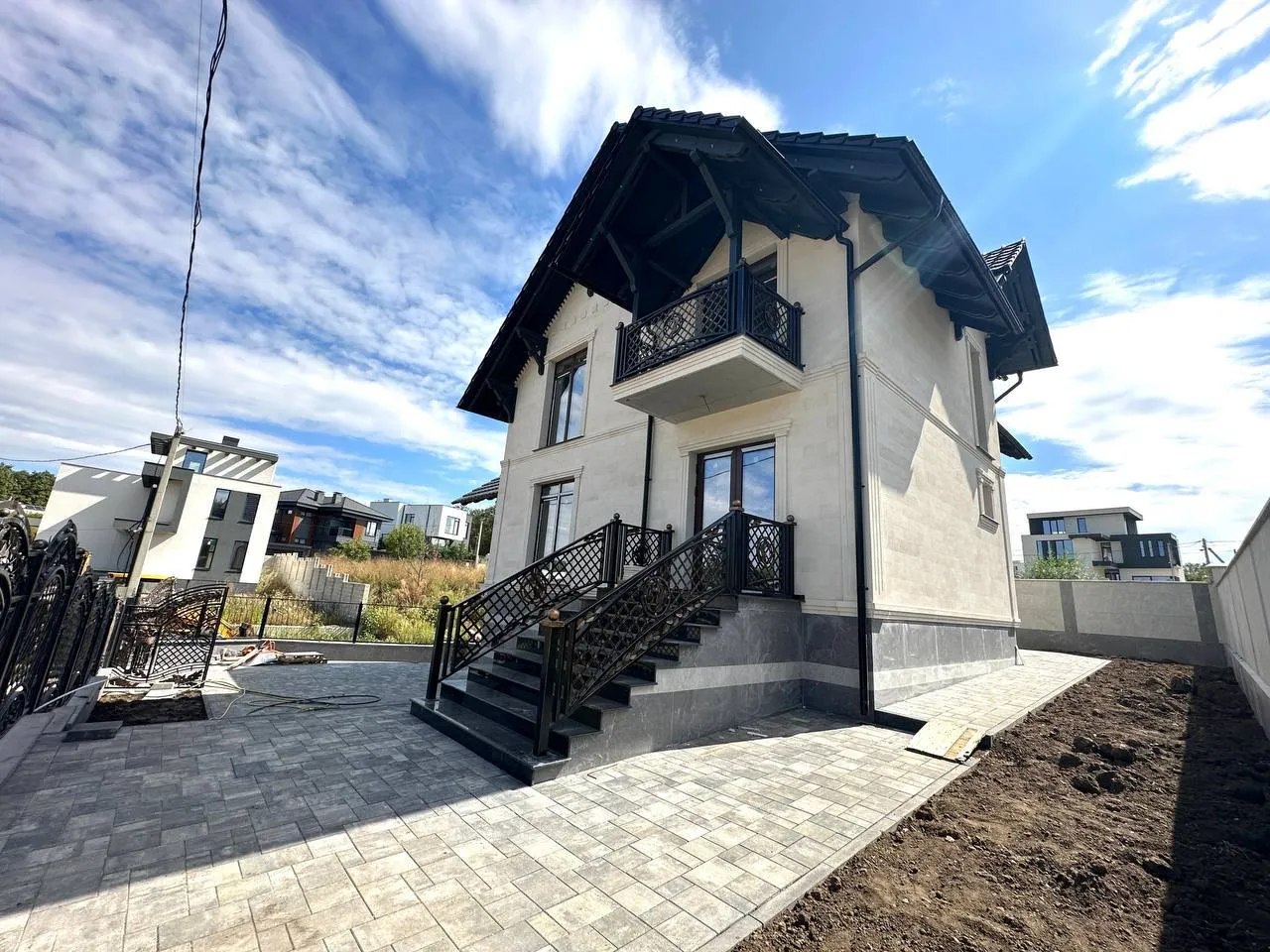 Chișinău Durlești Poiana Domnească str-la. 9 Tineretului 1