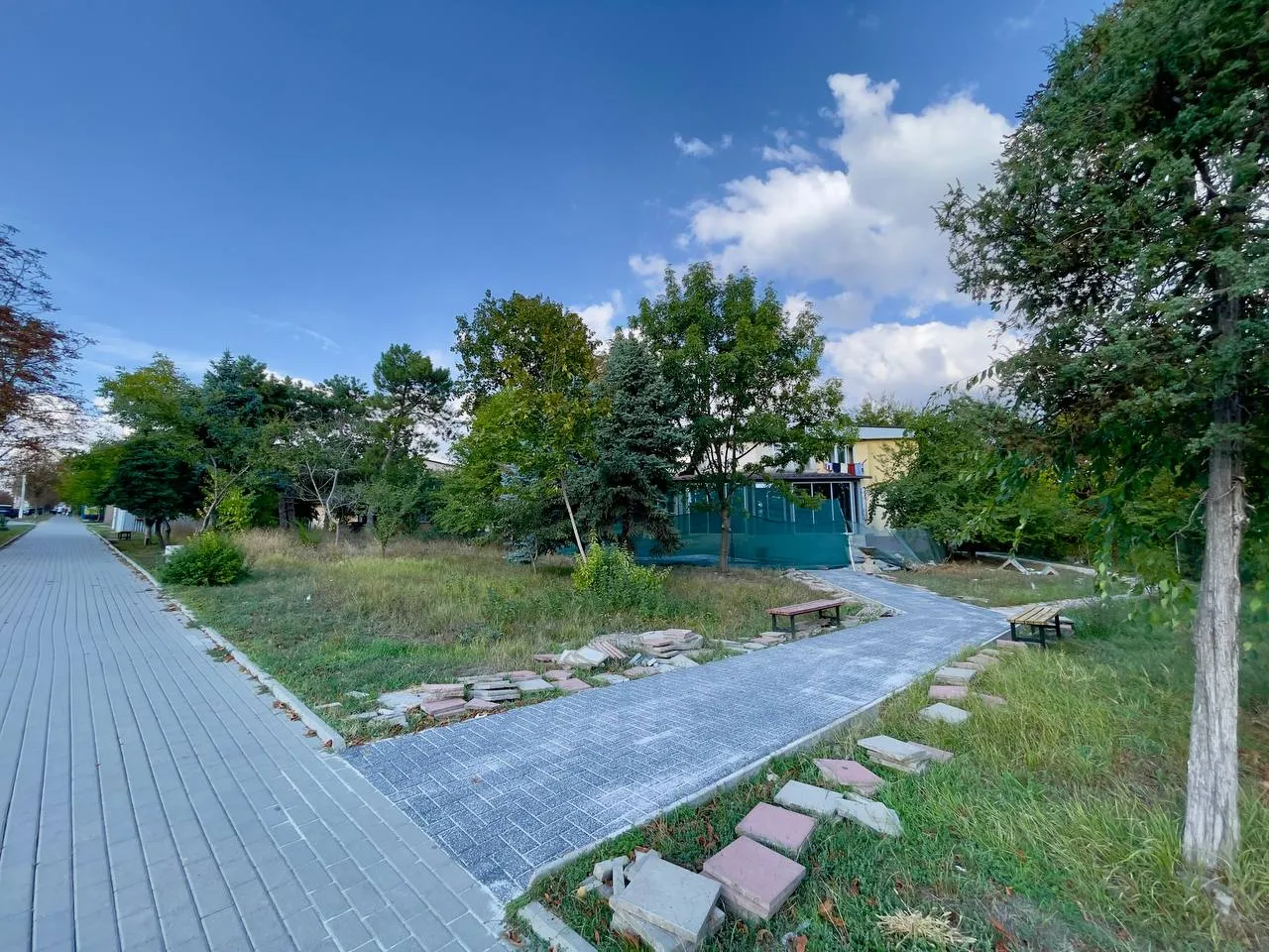 Ialoveni, Centru str. Alexandru cel Bun 10
