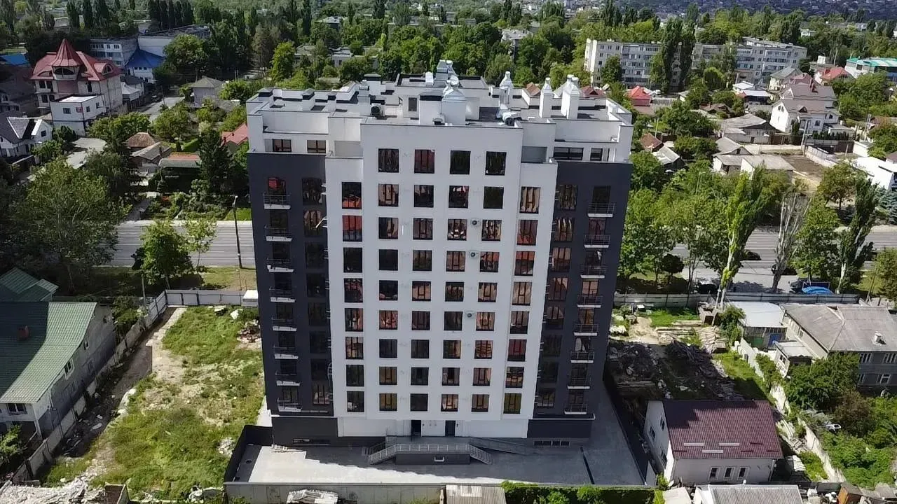 Chișinău Buiucani str. Alba Iulia 15