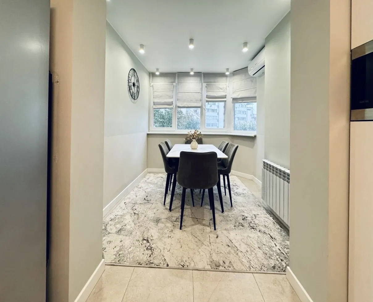 Chișinău Botanica bd. Decebal 6