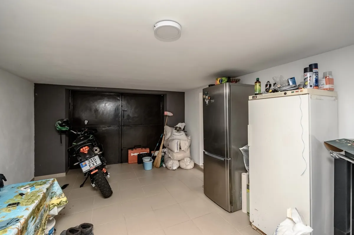 Chișinău Grătiești str. Nucarilor 18