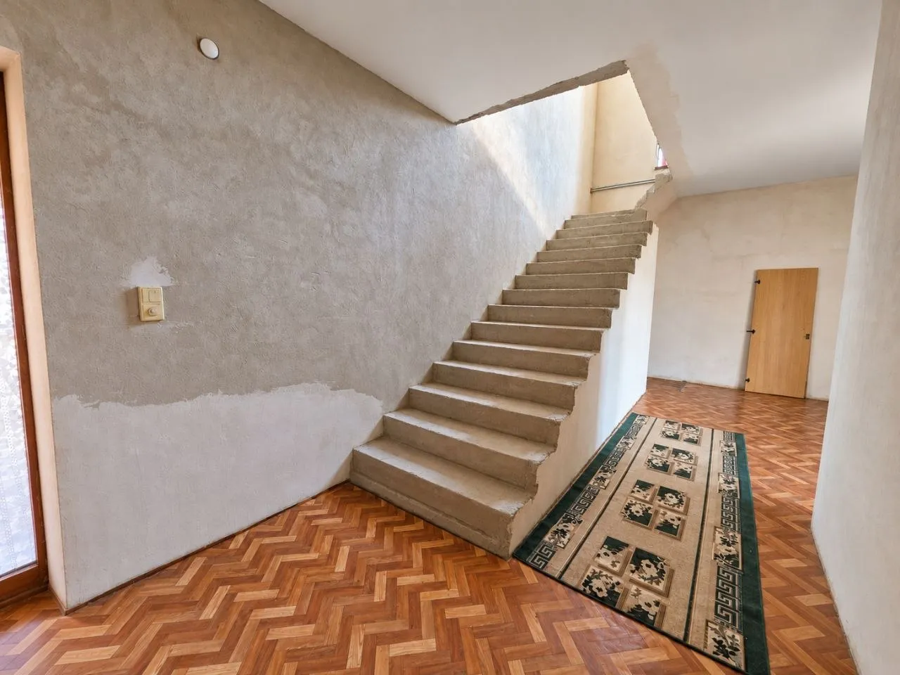 Anenii Noi s. Merenii Noi str. Uzinilor 11