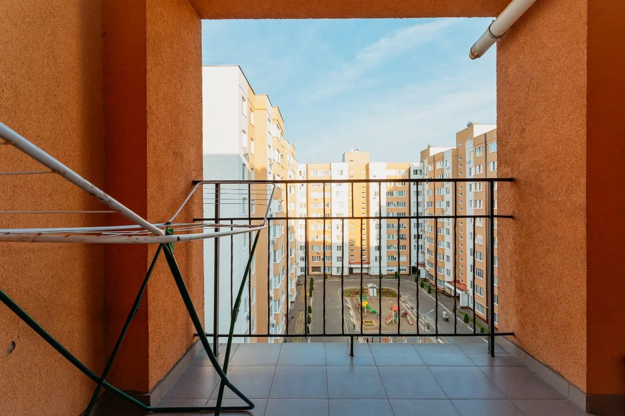 Chișinău Botanica str. Grenoble 8