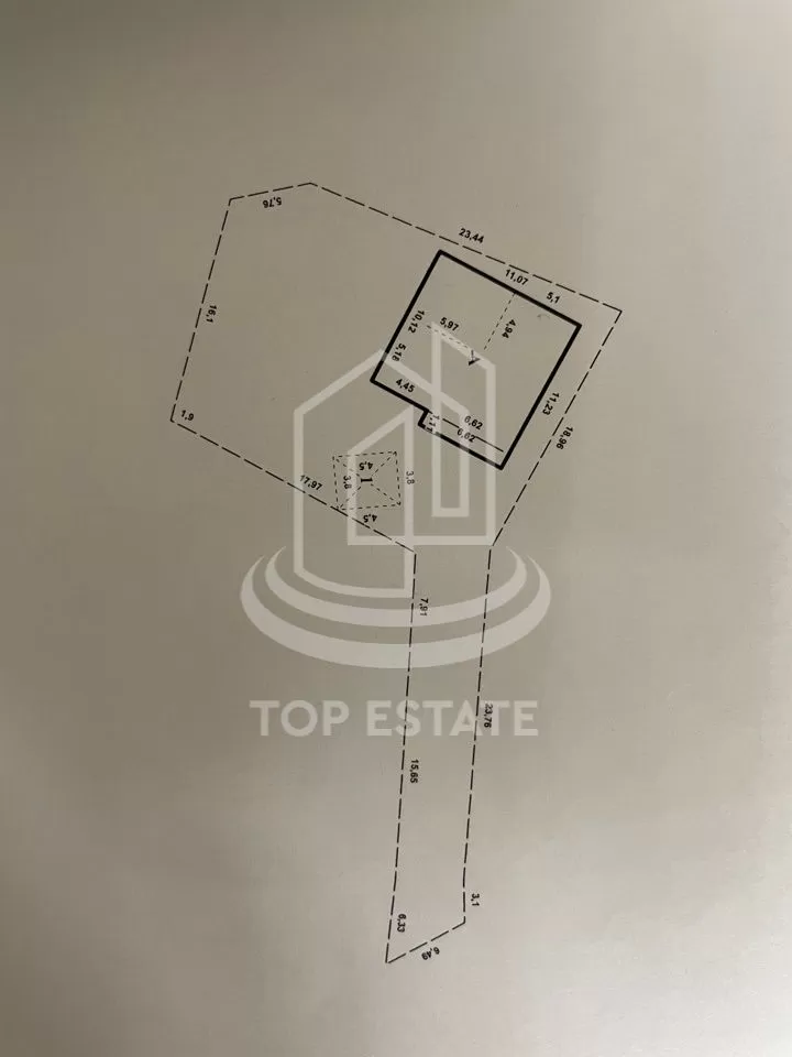 Ialoveni Centru str. Ion Creangă . 3