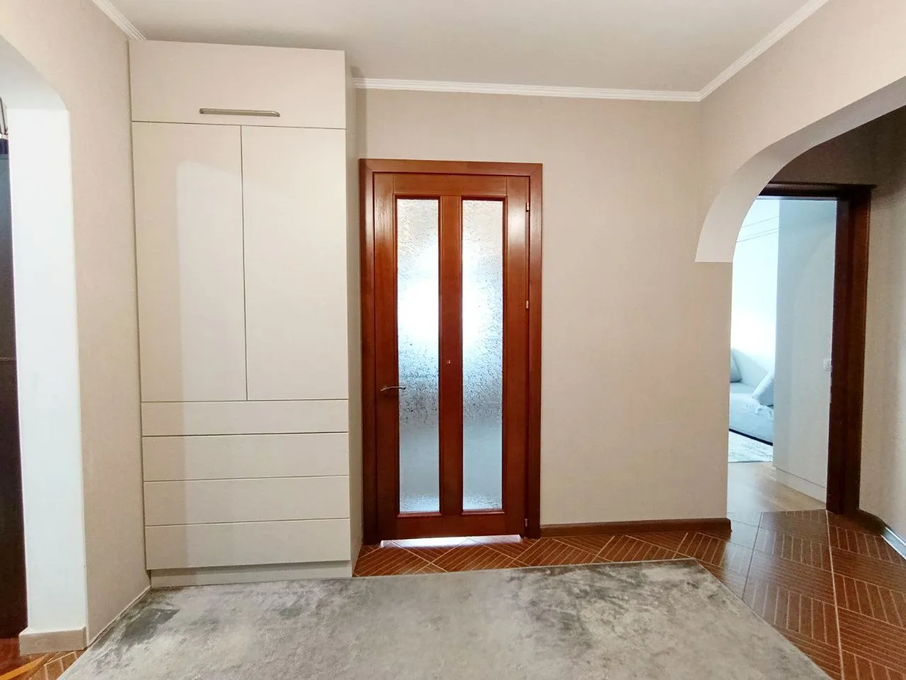 Chișinău Botanica bd. Dacia 8