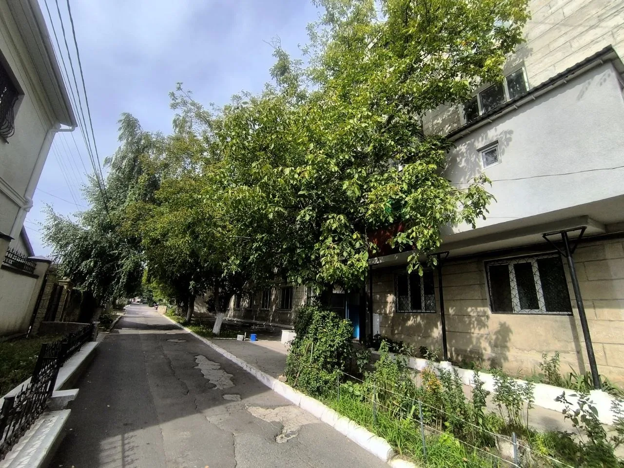 Chișinău, Buiucani, str. Sălcuța  6