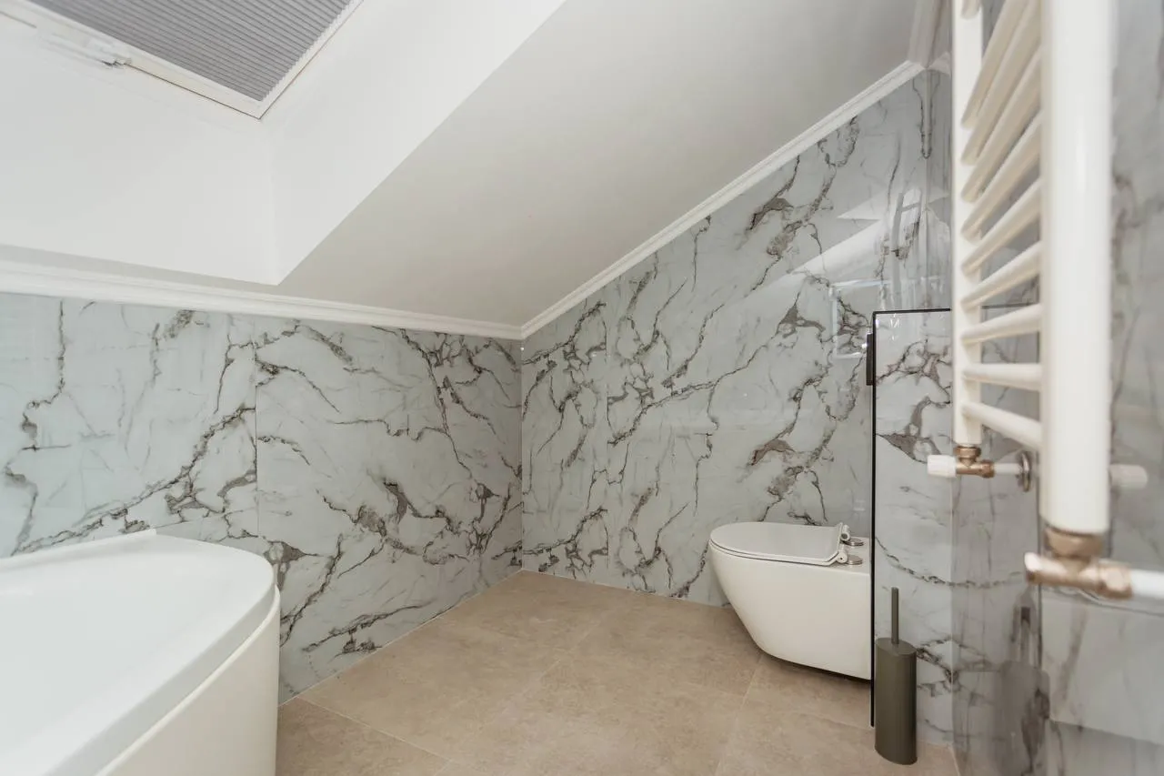 Chișinău Buiucani str. Alba Iulia 12