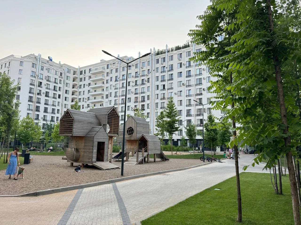 Chișinău Buiucani str. Ioana Radu 9