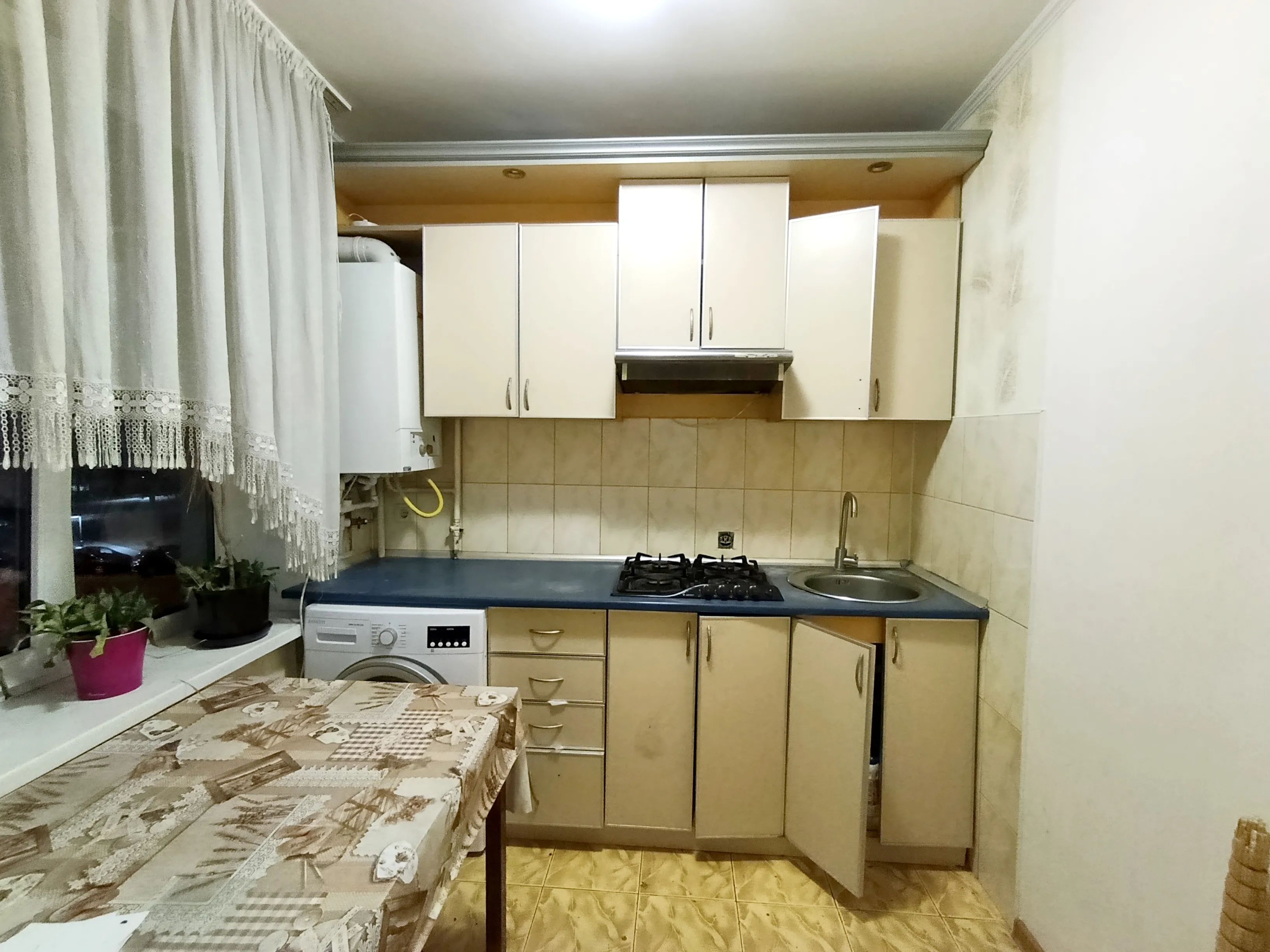 Chișinău Botanica str. Nicolai Zelinski 4