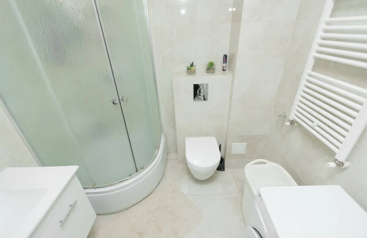 Chișinău Botanica bd. Decebal 6