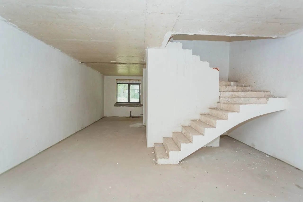 Chișinău Codru str. Costiujeni 10