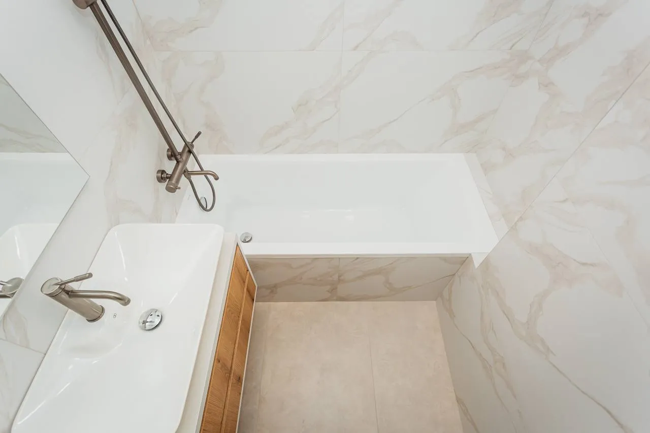 Chișinău Botanica bd. Traian 6