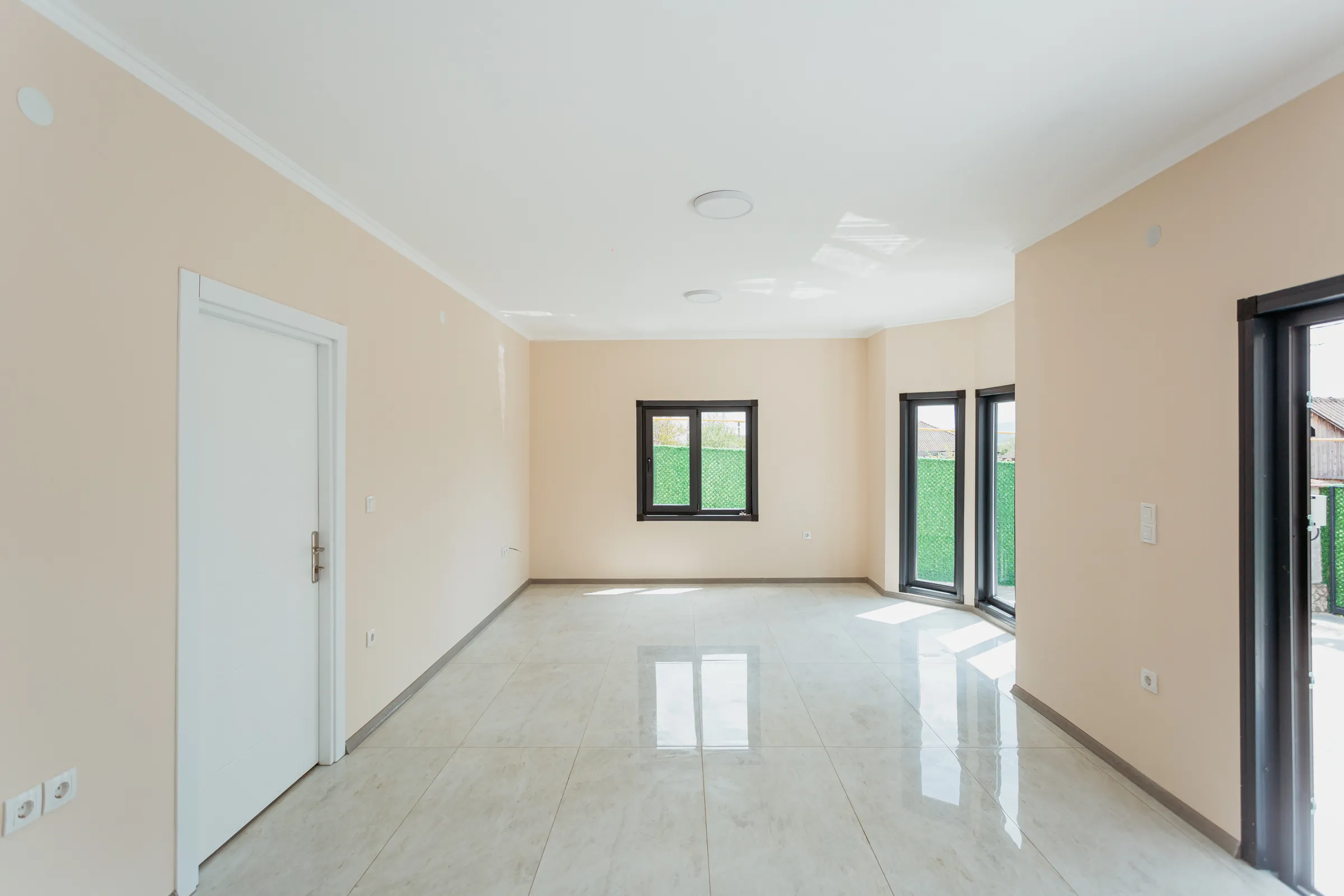 Ialoveni Nimoreni str. Codrilor 4