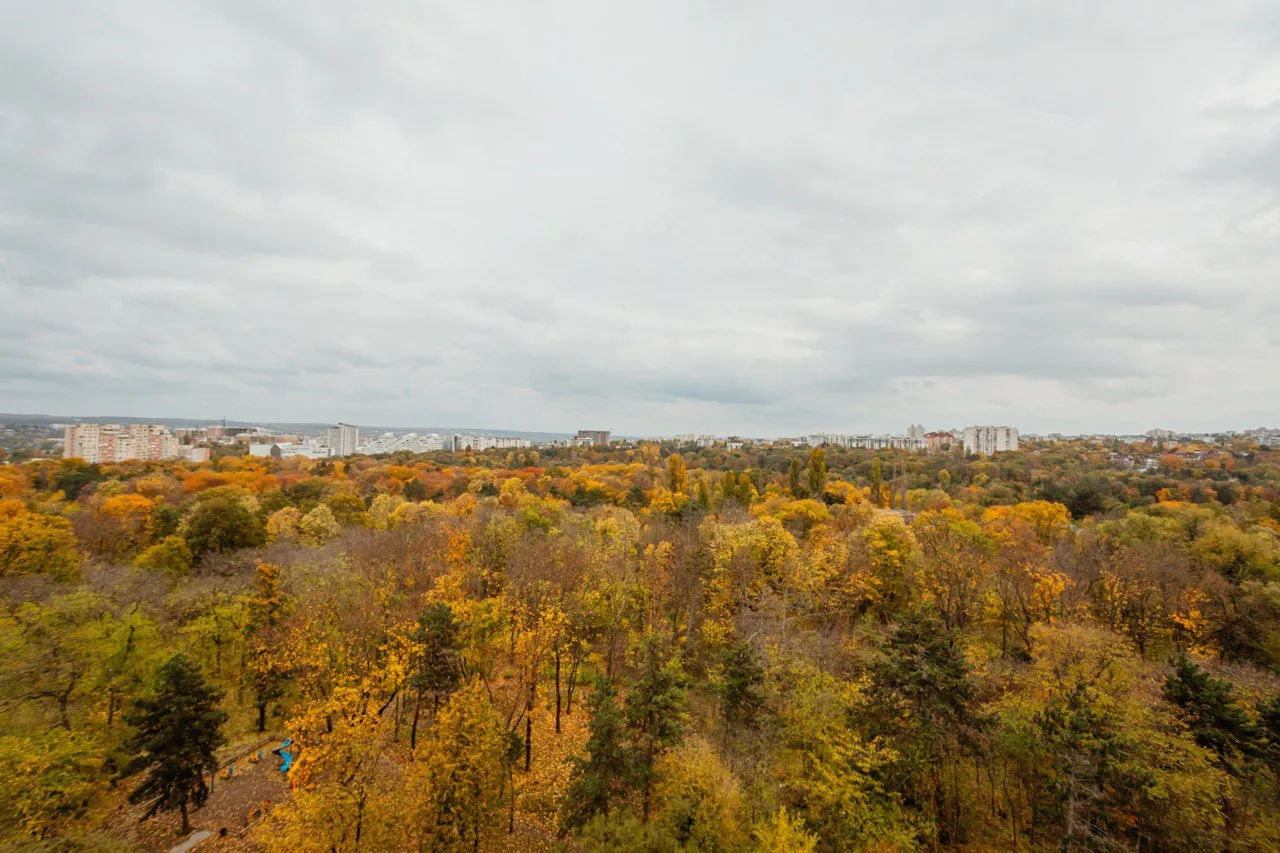 Chișinău Centru str. Melestiu 12