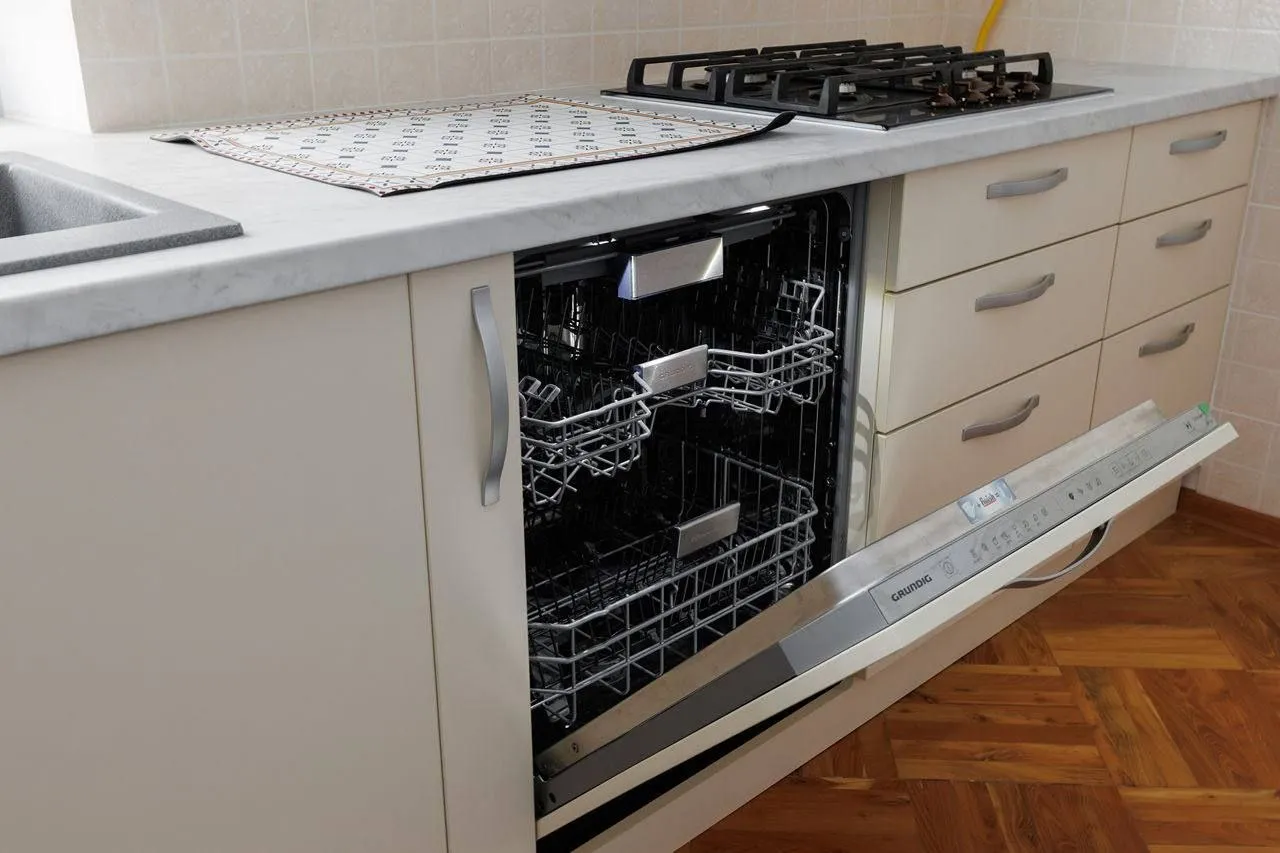 Chișinău Buiucani str. Vasile Stroescu 7