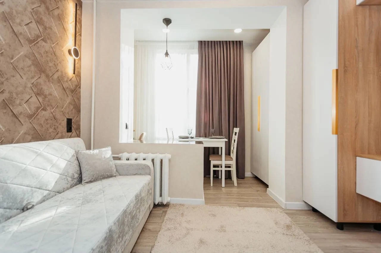 Chișinău Buiucani str. Ion Luca Caragiale 1