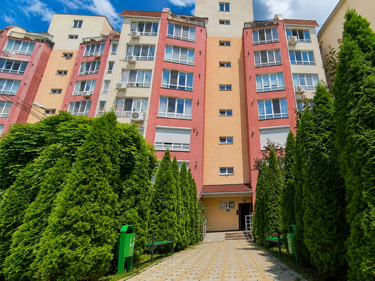 Chișinău str. Nicolae Testemițanu 13