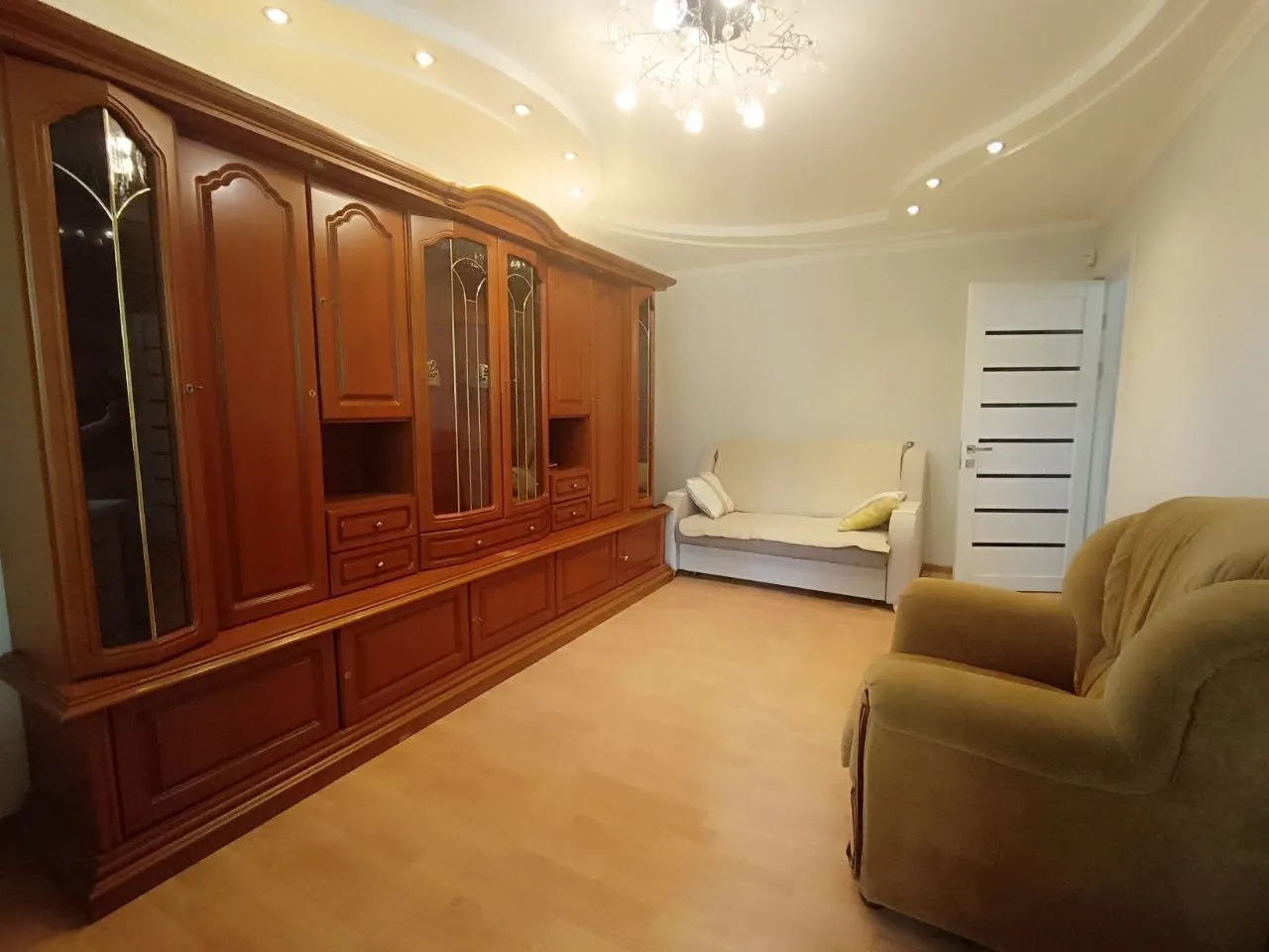 Chișinău Botanica str. Trandafirilor 1