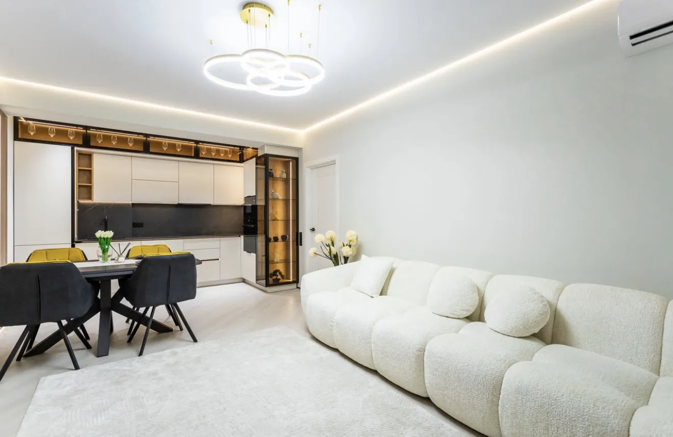 Str. Calea Iesilor 6 C  14