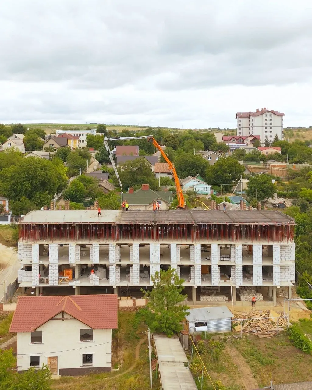 Ialoveni, Centru str. Grigore Vieru 11