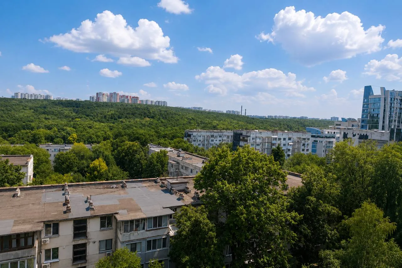 Chișinău Rîșcani str. Miron Costin 15