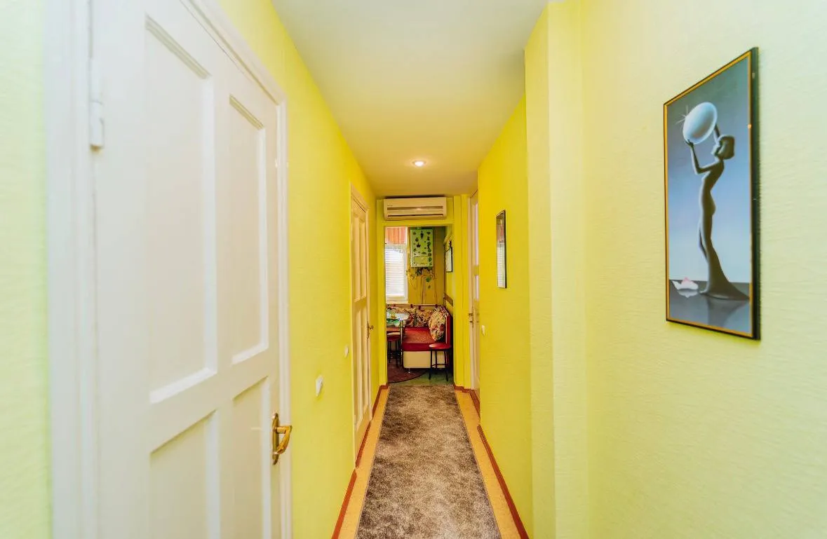 Chișinău Centru str. Mitropolit Petru Movilă  7