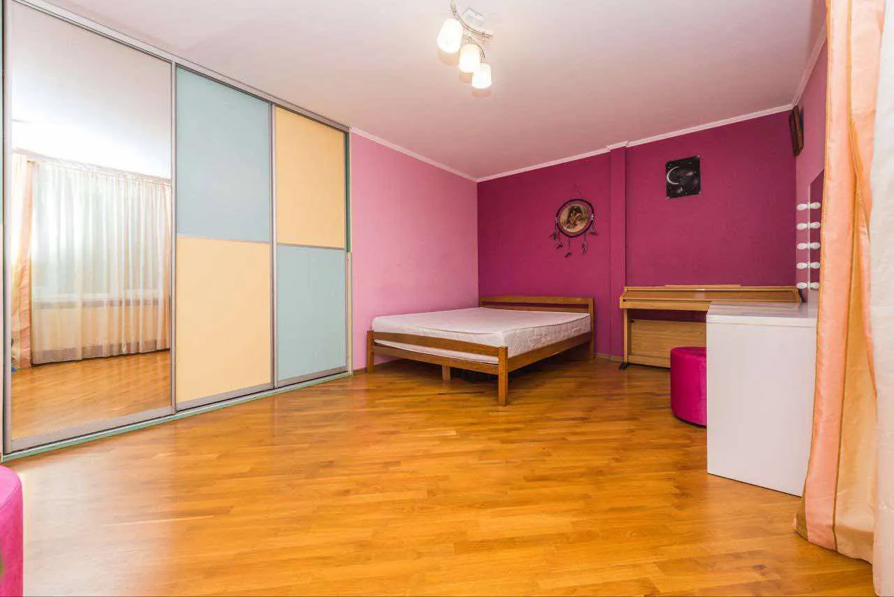 Chișinău Rîșcani str. Florilor 4