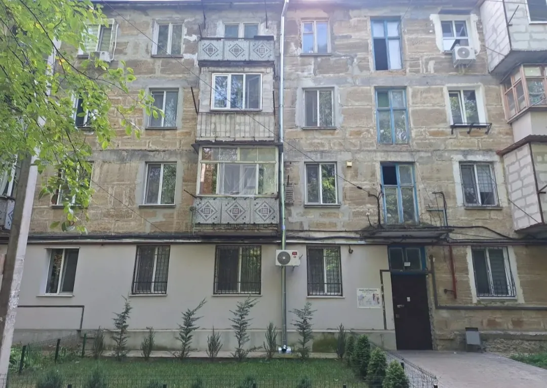 Chișinău Botanica str. Nicolai Zelinski 8