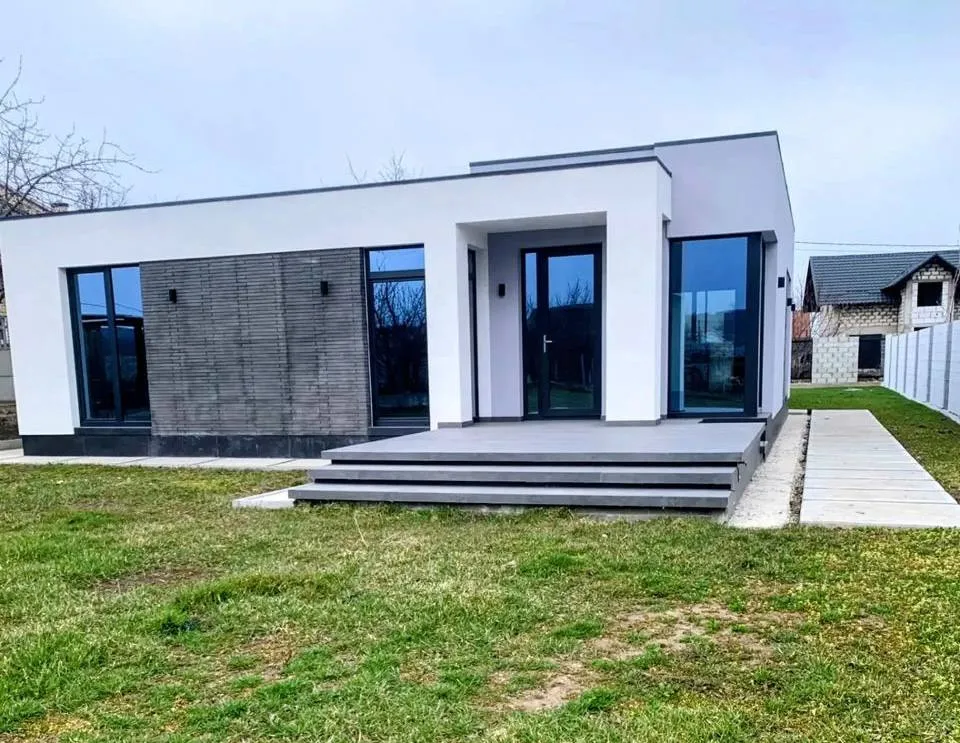 Strășeni Cojușna str. Mușatinilor 2