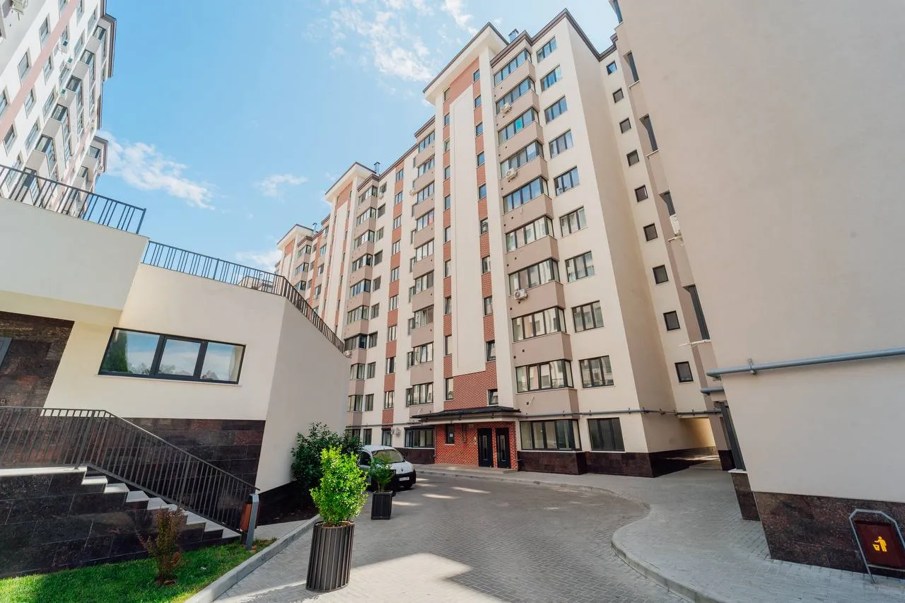 Chișinău Buiucani str. Ion Buzdugan 18