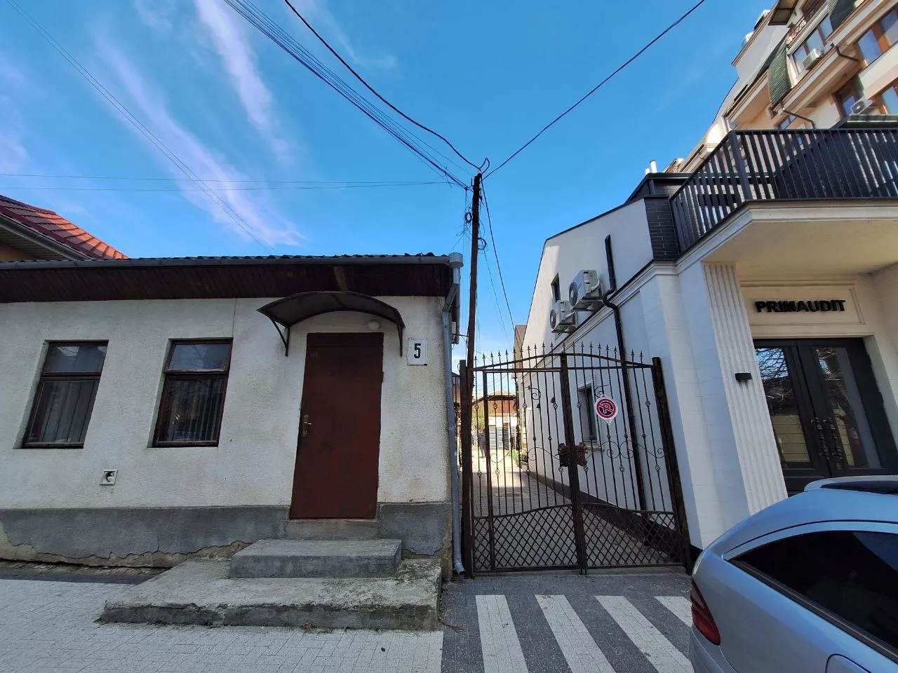 Chișinău str. Vlaicu Pârcălab 11