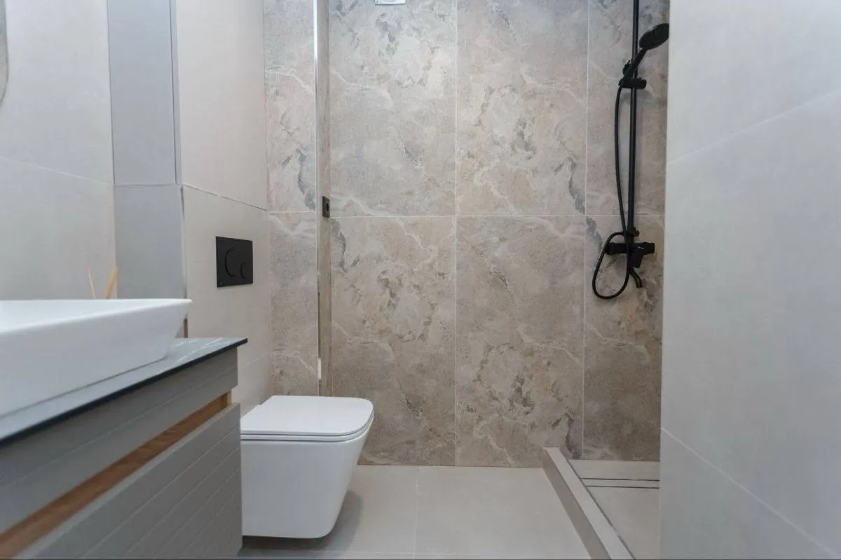 Chișinău Rîșcani str. Miron Costin 7