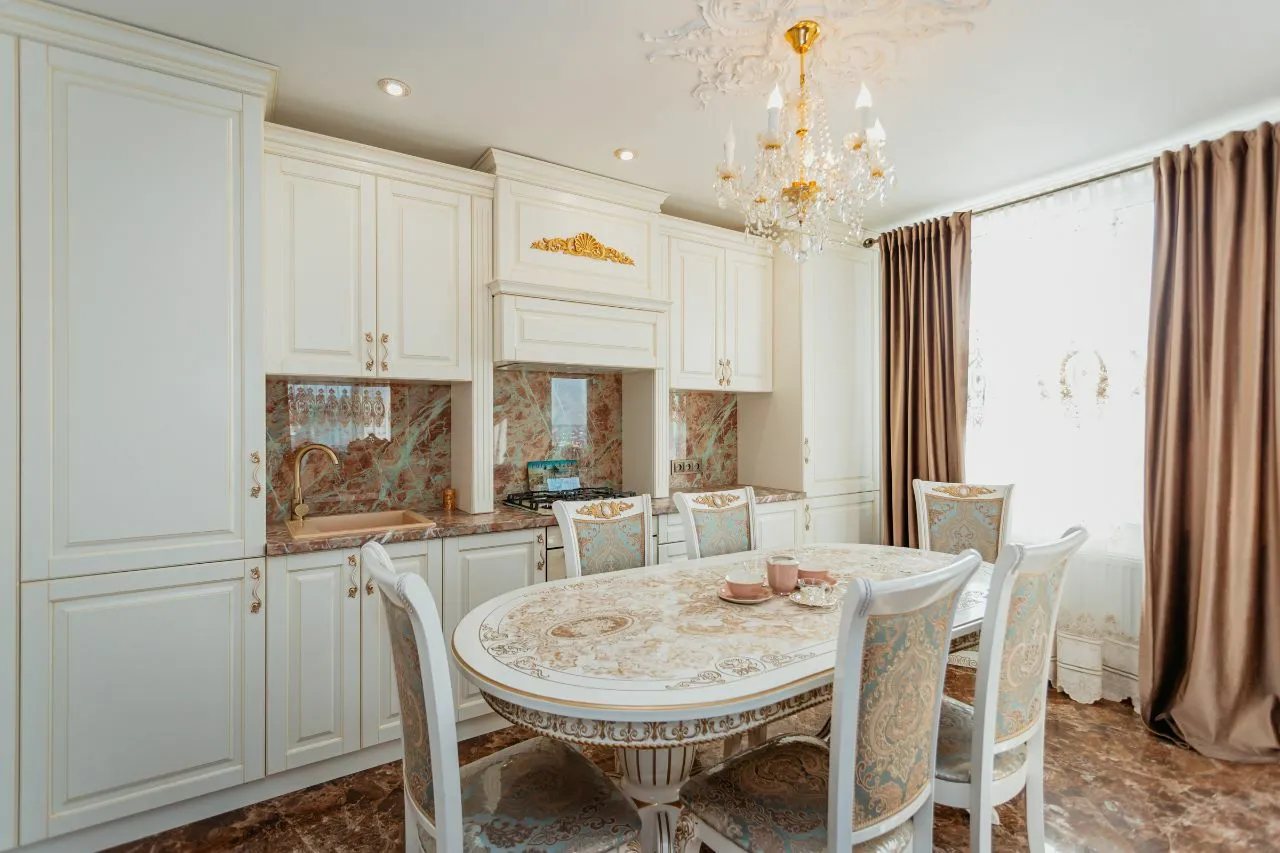 Chișinău Botanica str. Grenoble 5