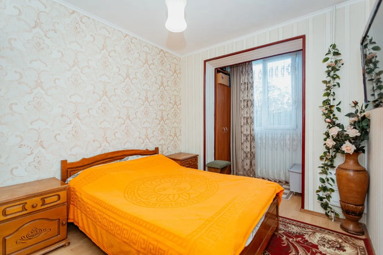 Chișinău Botanica str. Grenoble 2