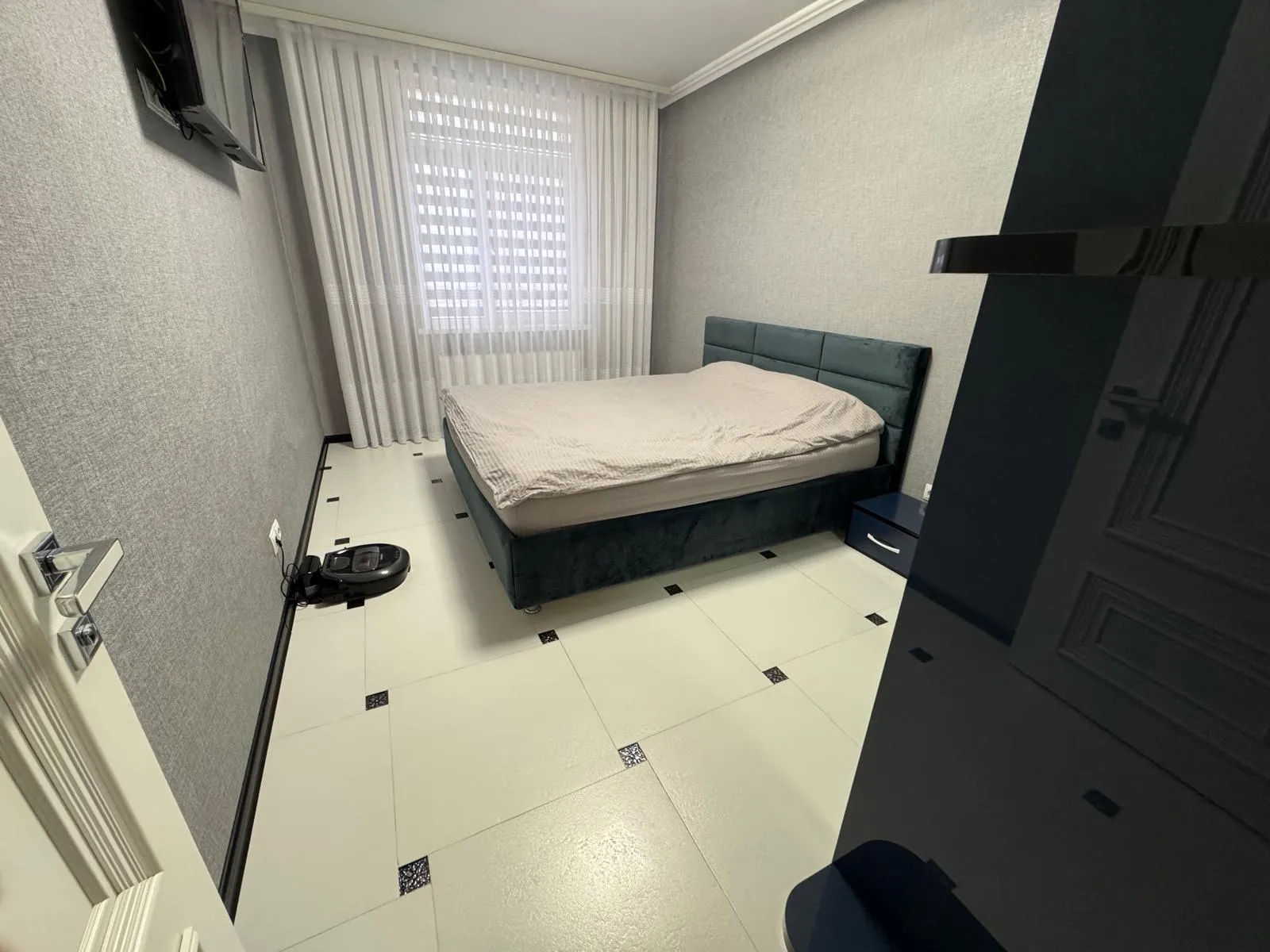 Chișinău Botanica str. Grenoble 5