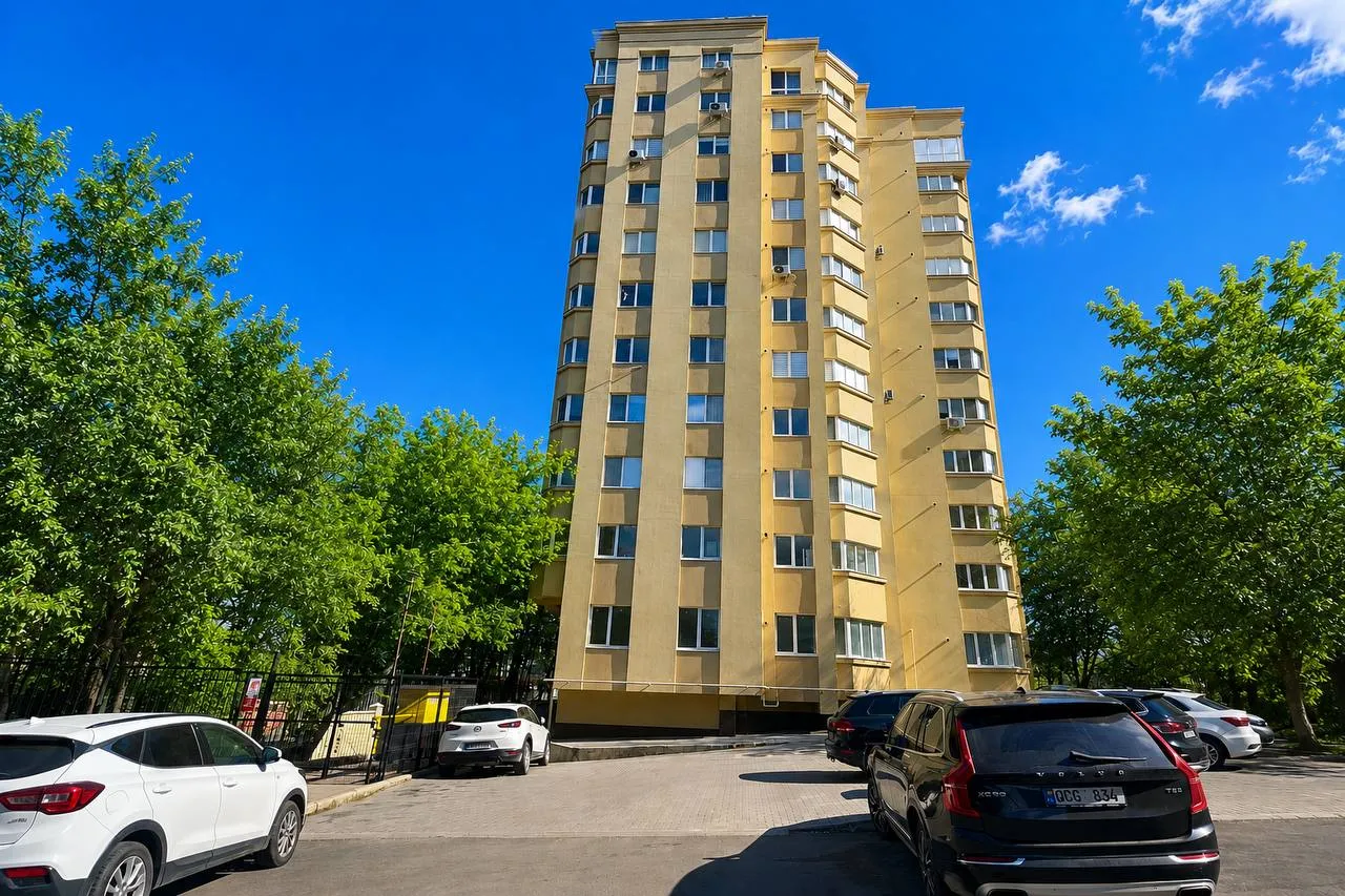 Кишинев Ботаника бул. Траян 8