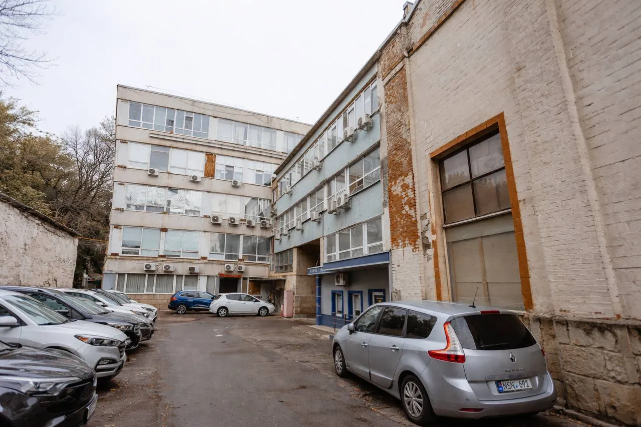 Chisinau Centru, str. Vasile Alecsandri 1