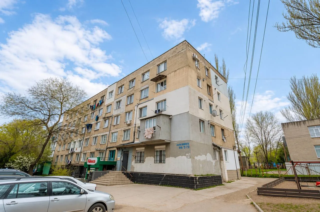 Chișinău Botanica str. Burebista 6