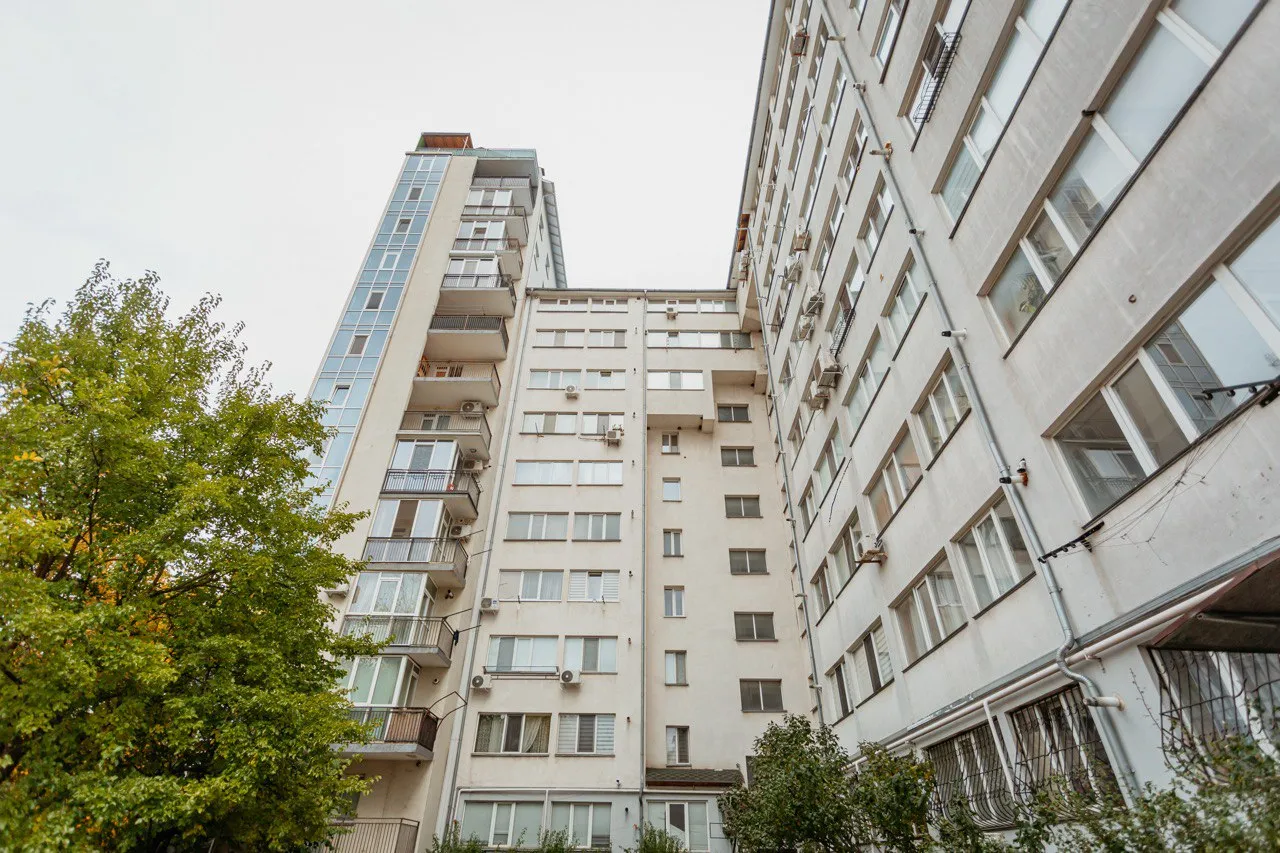 Chișinău Centru str. Melestiu 13