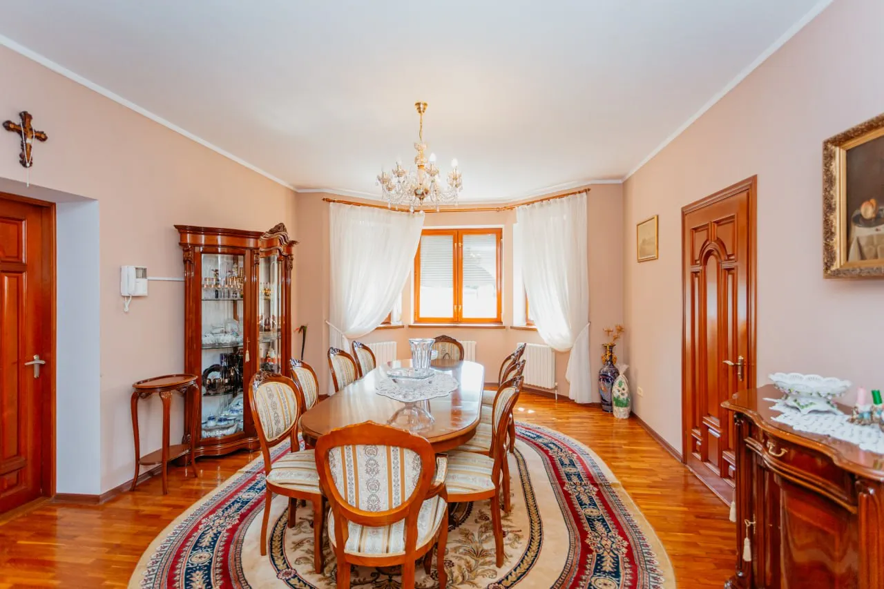 Chișinău Codru str. Sfîntul Petru 5