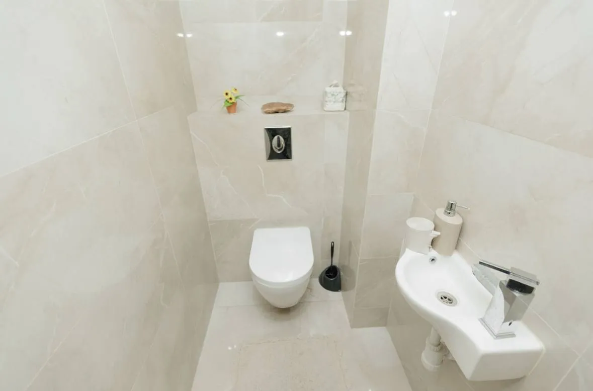 Chișinău Botanica bd. Decebal 7