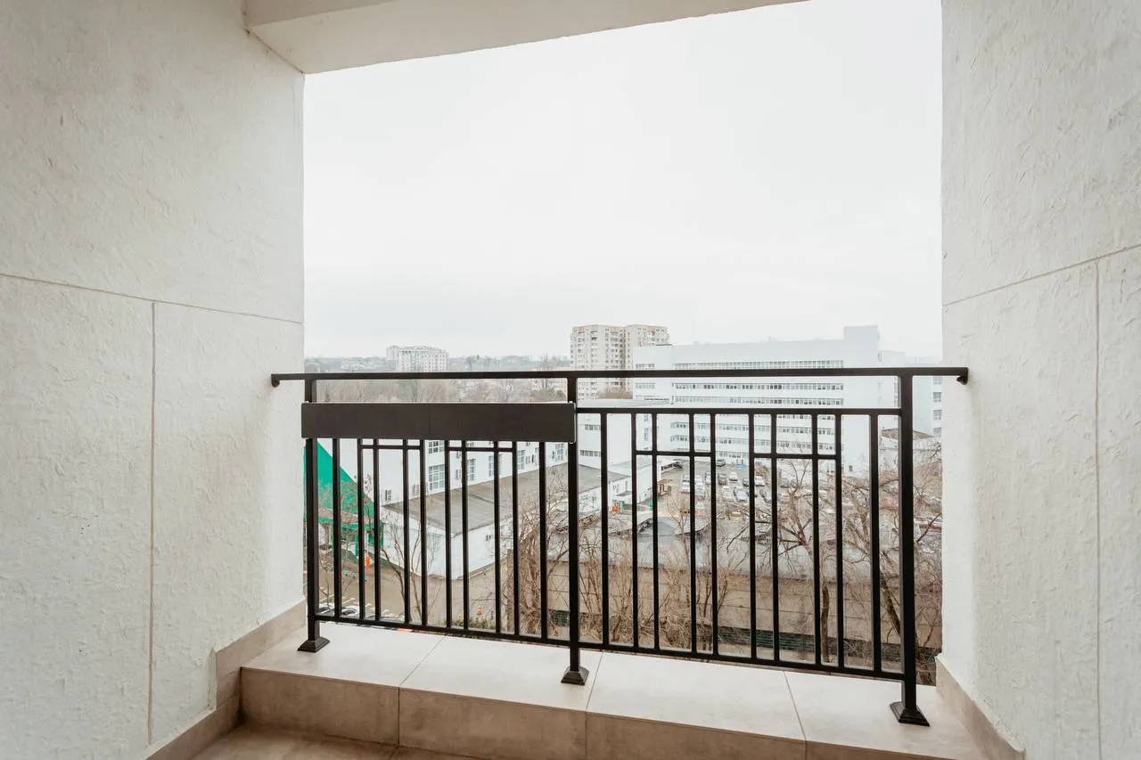 Chișinău Buiucani str. Calea Ieșilor 12