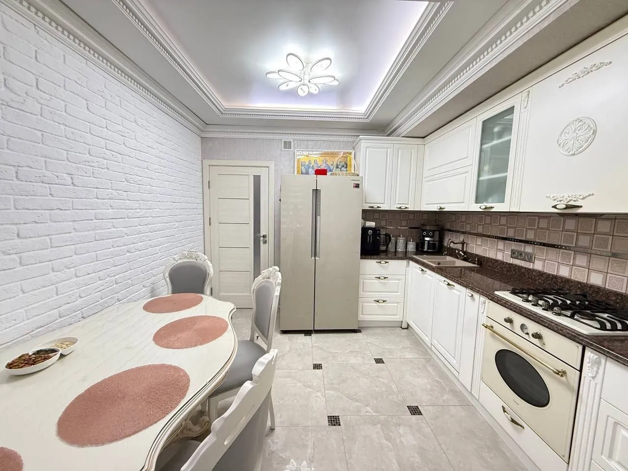 Кишинев Буюкань ул. Алба Юлия 7