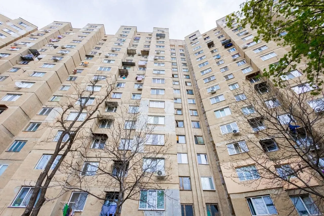 Chișinău Buiucani str. Piața Unirii Principatelor 8