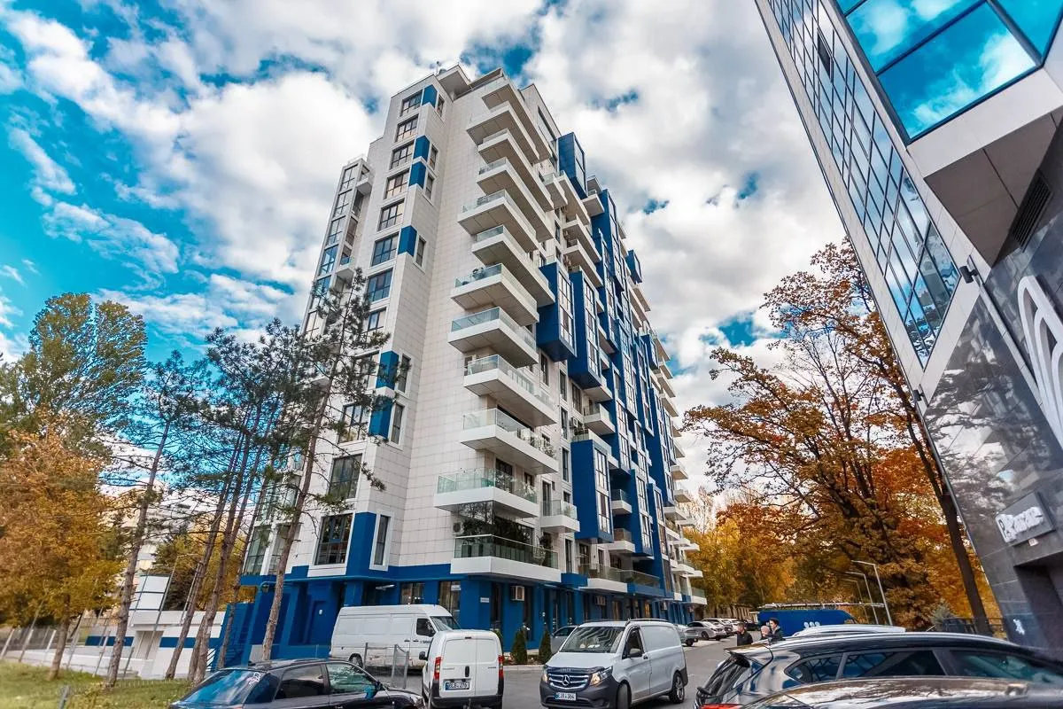 Chișinău Centru bd. Ștefan cel Mare și Sfînt 10