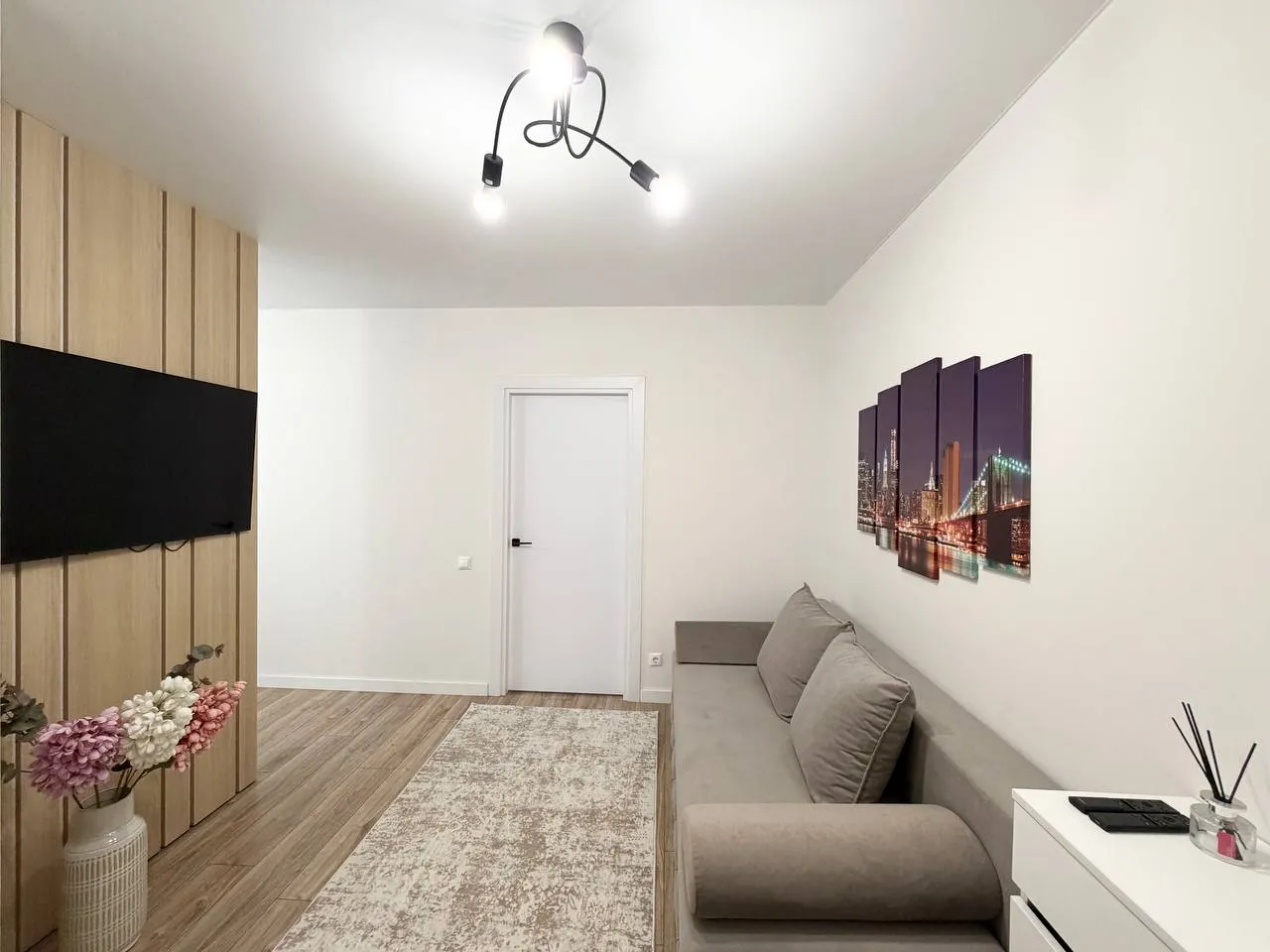 Chișinău Centru bd. Renașterii Naționale 2