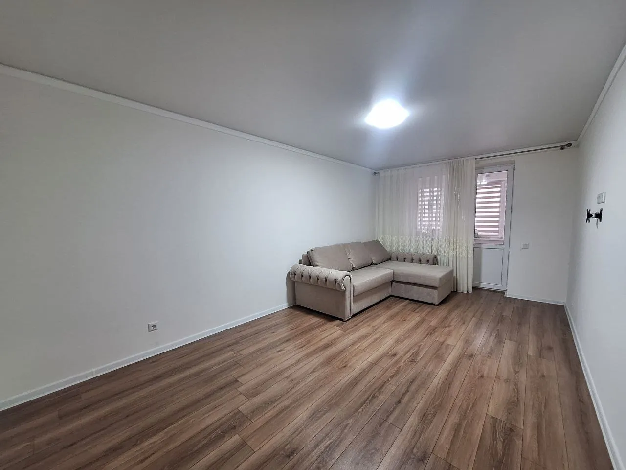 Chișinău Botanica bd. Dacia 6